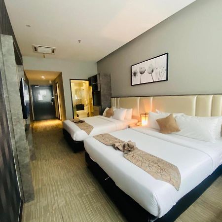 Glex Hotel Signature Johor Bahru Extérieur photo