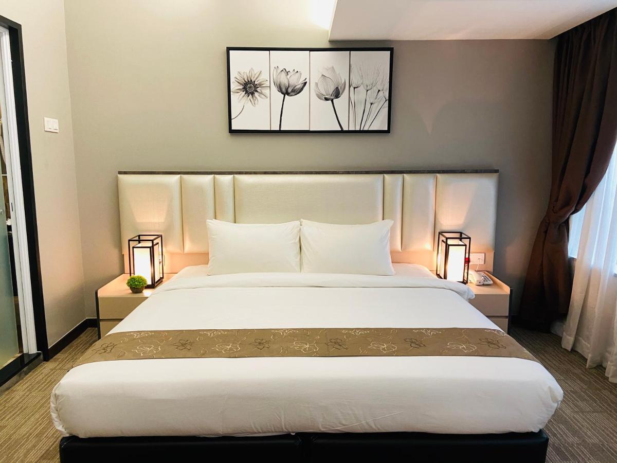 Glex Hotel Signature Johor Bahru Extérieur photo