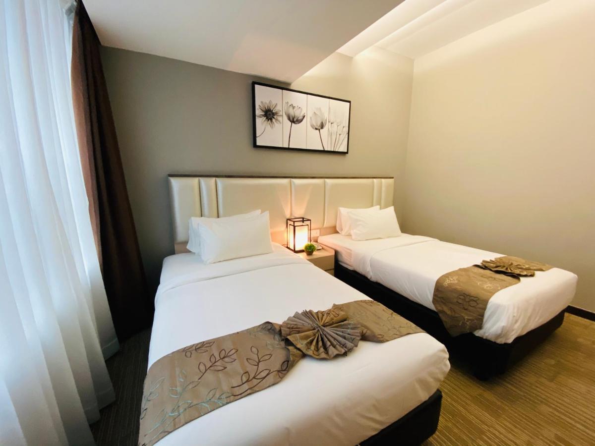 Glex Hotel Signature Johor Bahru Extérieur photo