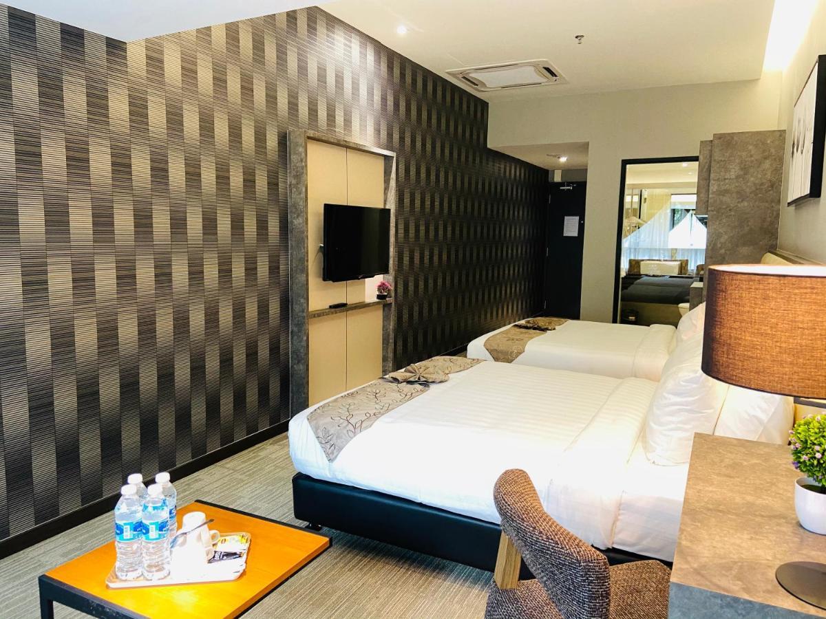 Glex Hotel Signature Johor Bahru Extérieur photo