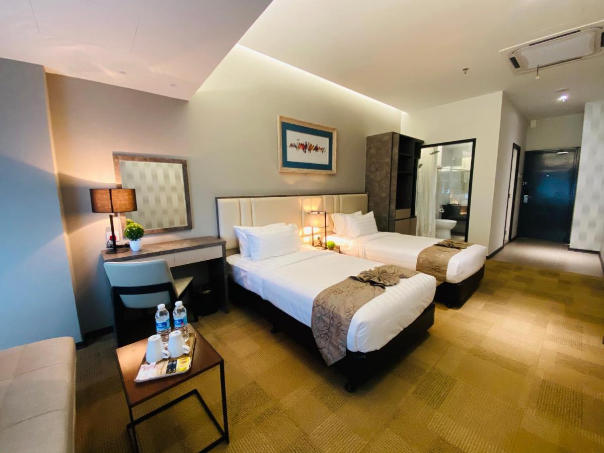 Glex Hotel Signature Johor Bahru Extérieur photo