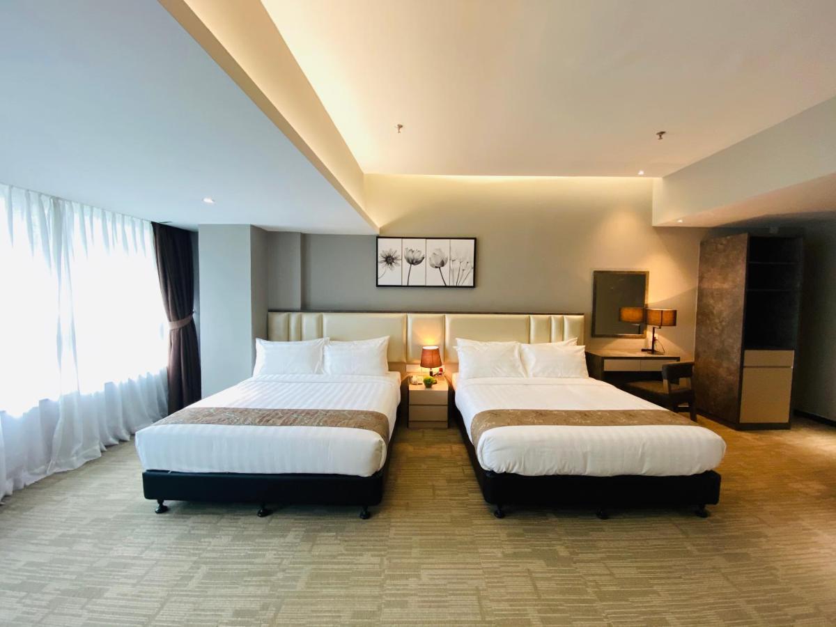 Glex Hotel Signature Johor Bahru Extérieur photo