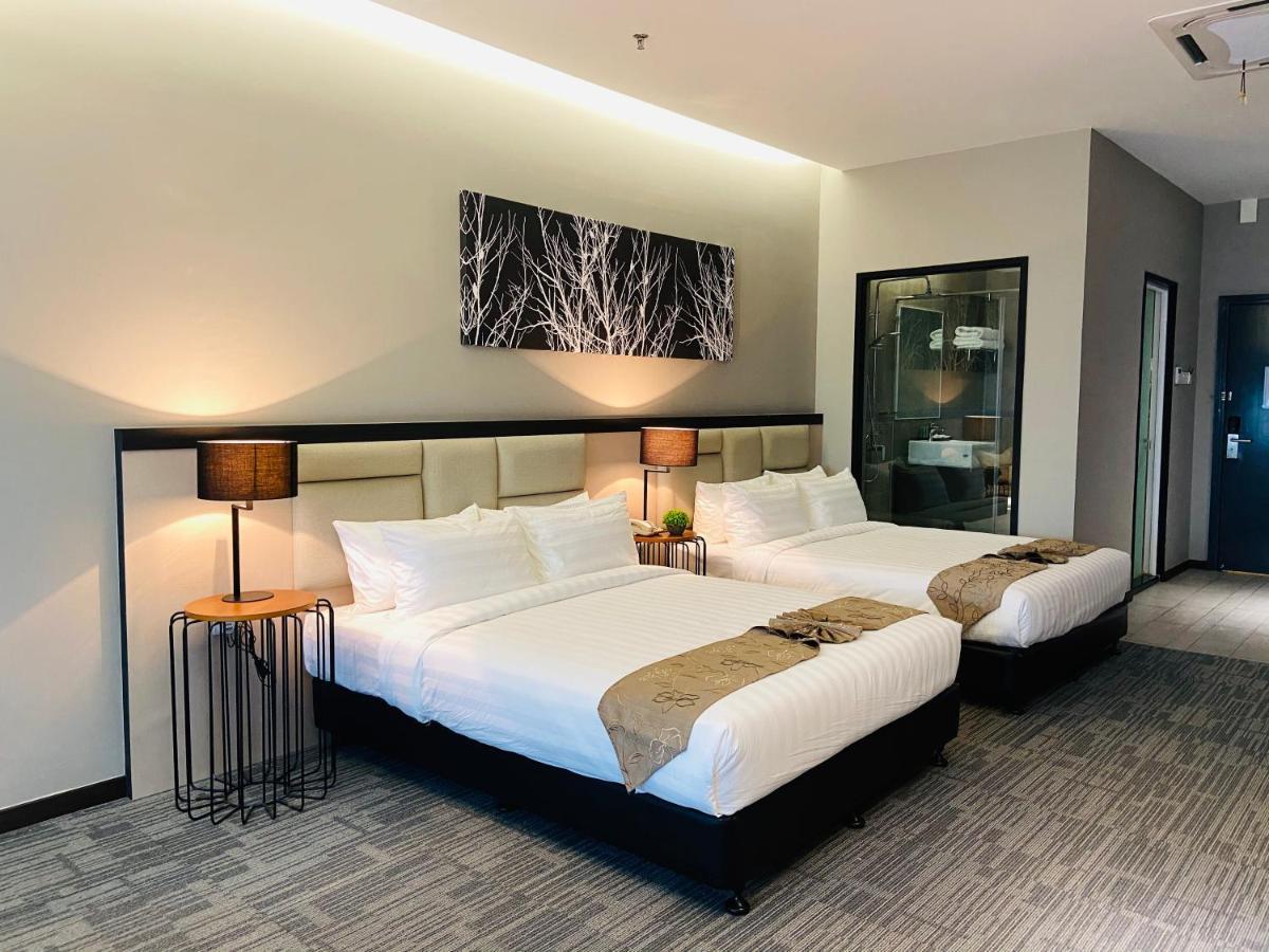 Glex Hotel Signature Johor Bahru Extérieur photo