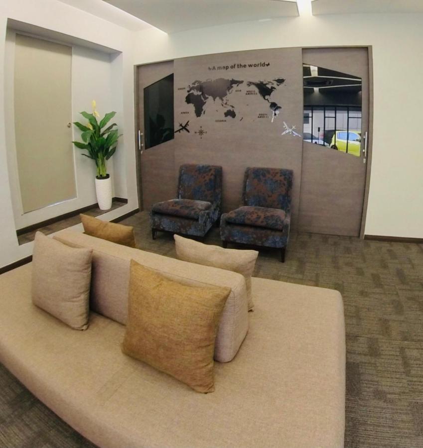 Glex Hotel Signature Johor Bahru Extérieur photo