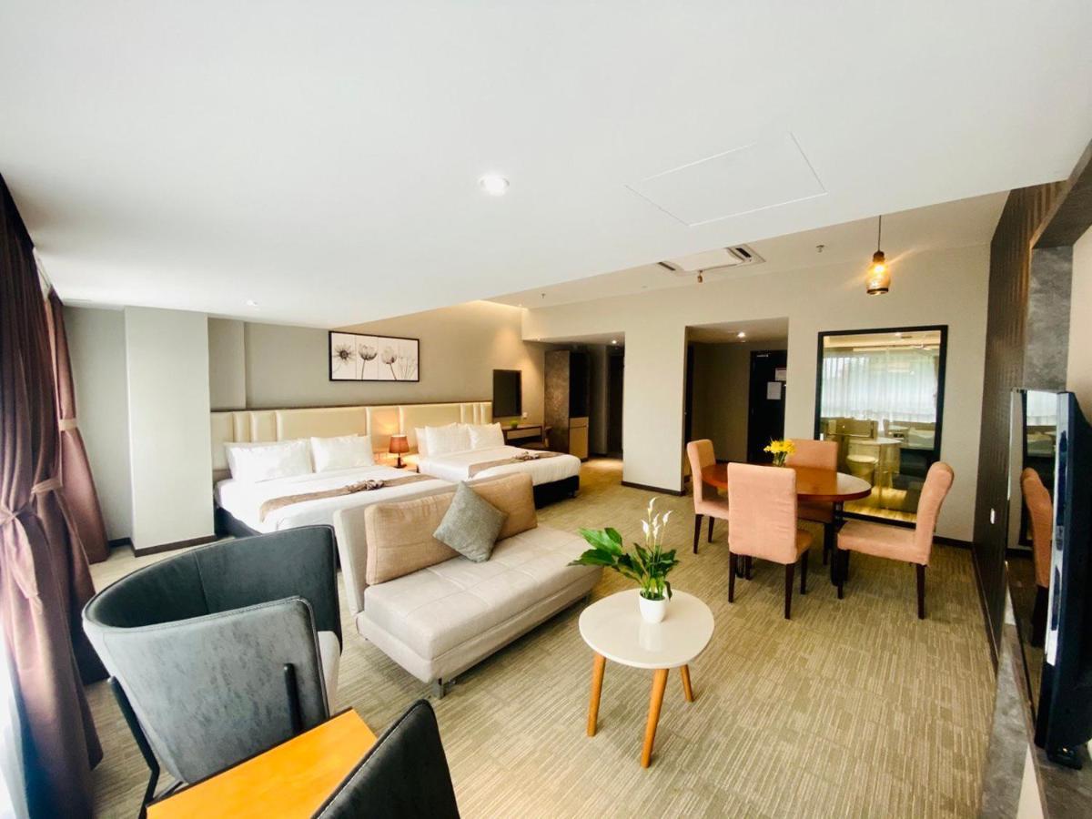 Glex Hotel Signature Johor Bahru Extérieur photo